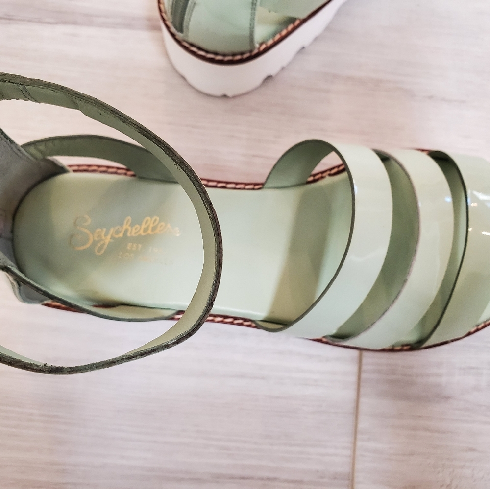 Seychelles Nightlife Sandals in Cucumber - Picture 4 of 9